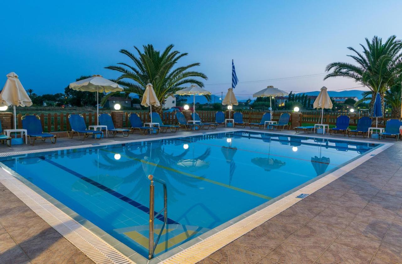 Costas Hotel Kalamaki  Bagian luar foto