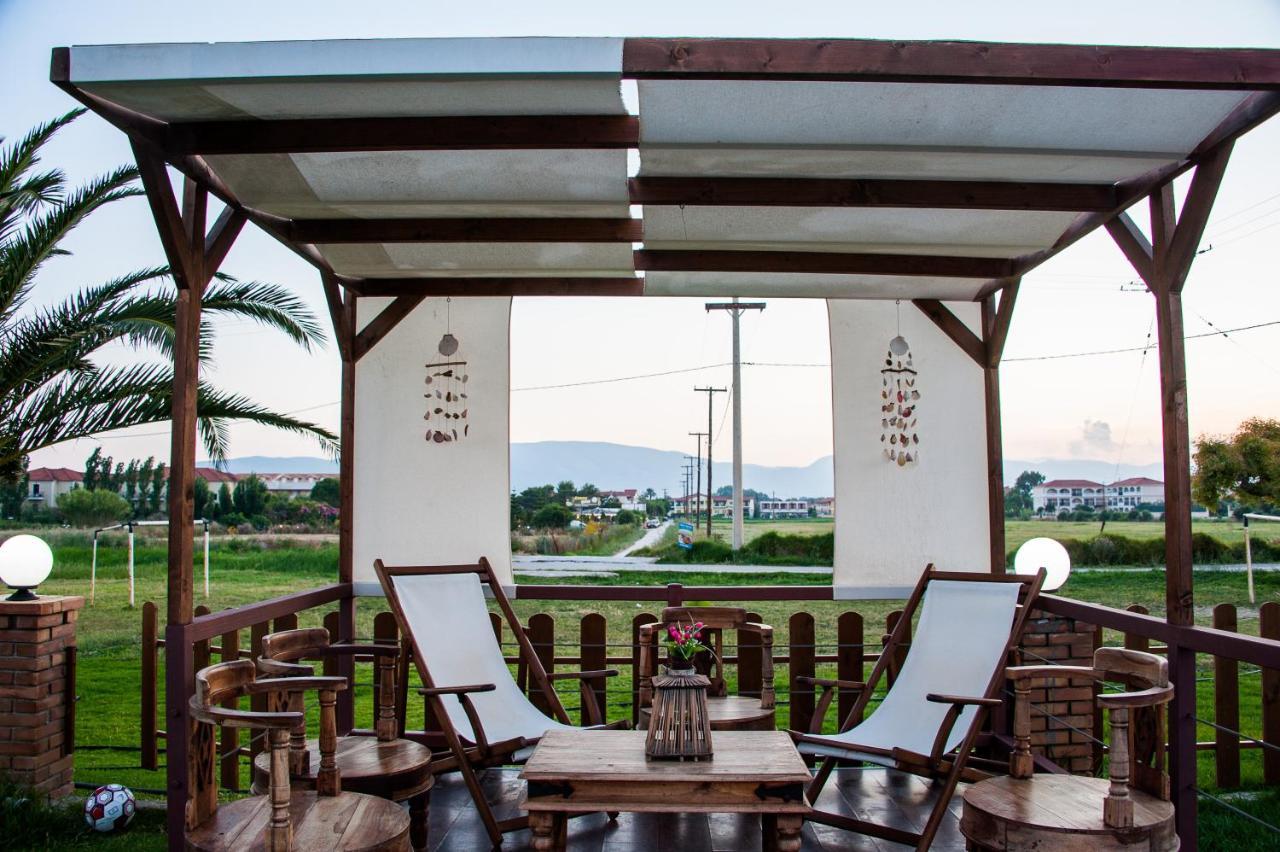 Costas Hotel Kalamaki  Bagian luar foto