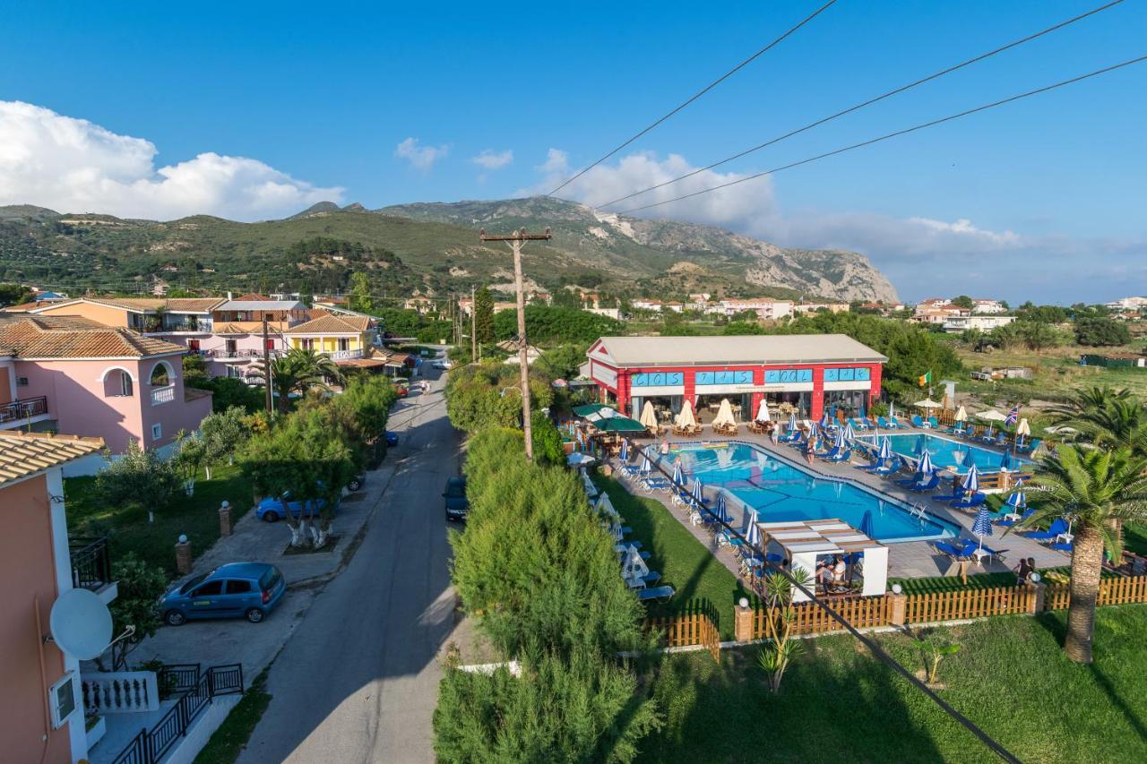 Costas Hotel Kalamaki  Bagian luar foto